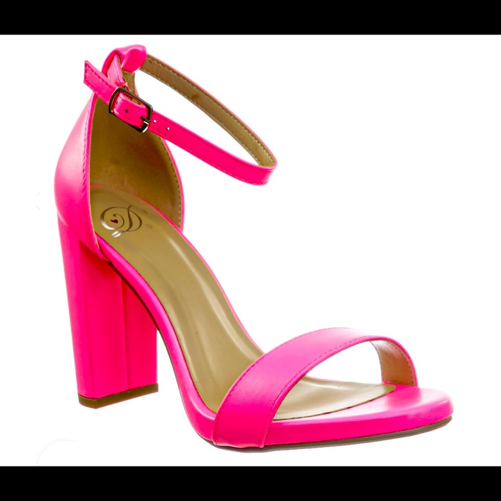 My Delicious pink sandals